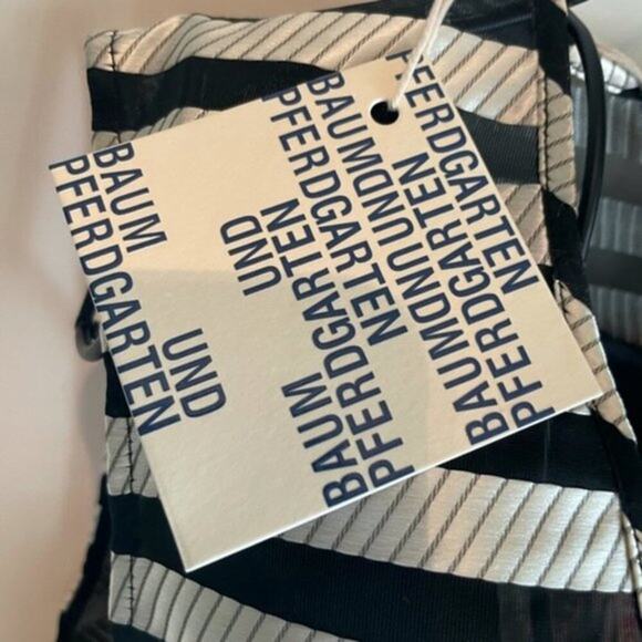 Baum und Pferdgarten Adelis Stripe V neck Dress Black and Gold size 12 - Picture 5 of 7